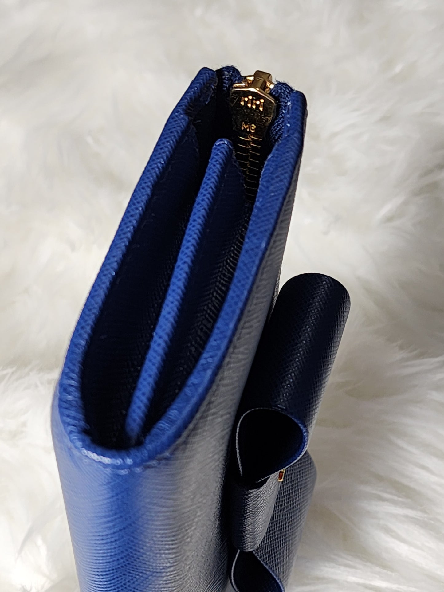 Prada Blue Saffiano Peonia Fiocco Bow Zip Around Wallet