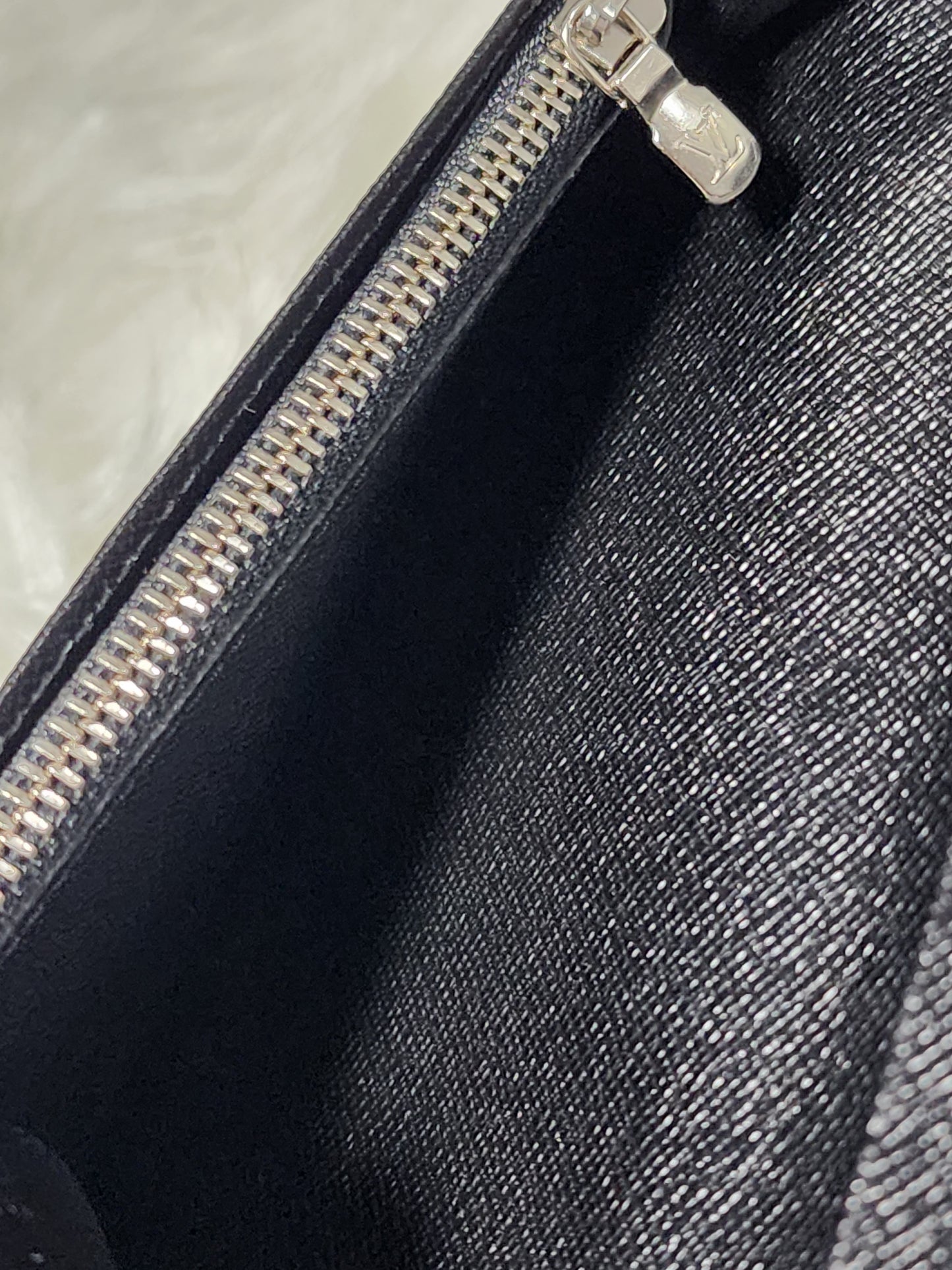 Louis Vuitton Brazza Wallet Damier Graphite