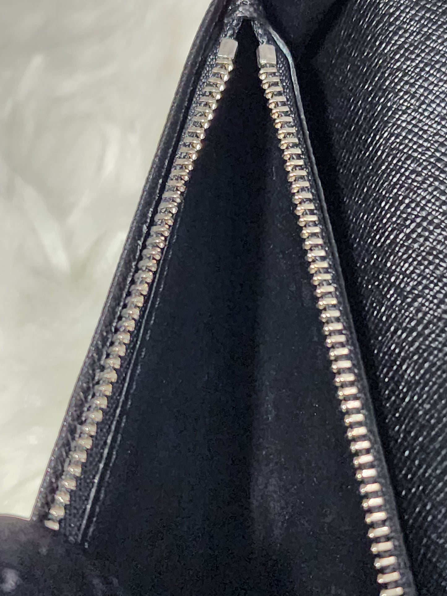 Louis Vuitton Brazza Wallet Damier Graphite