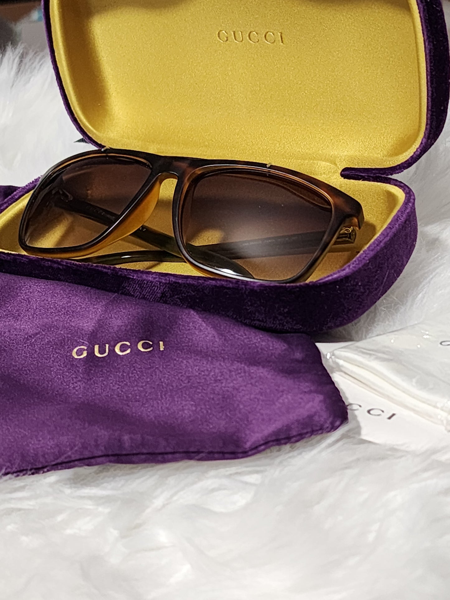GUCCI Sherry Line Sunglasses