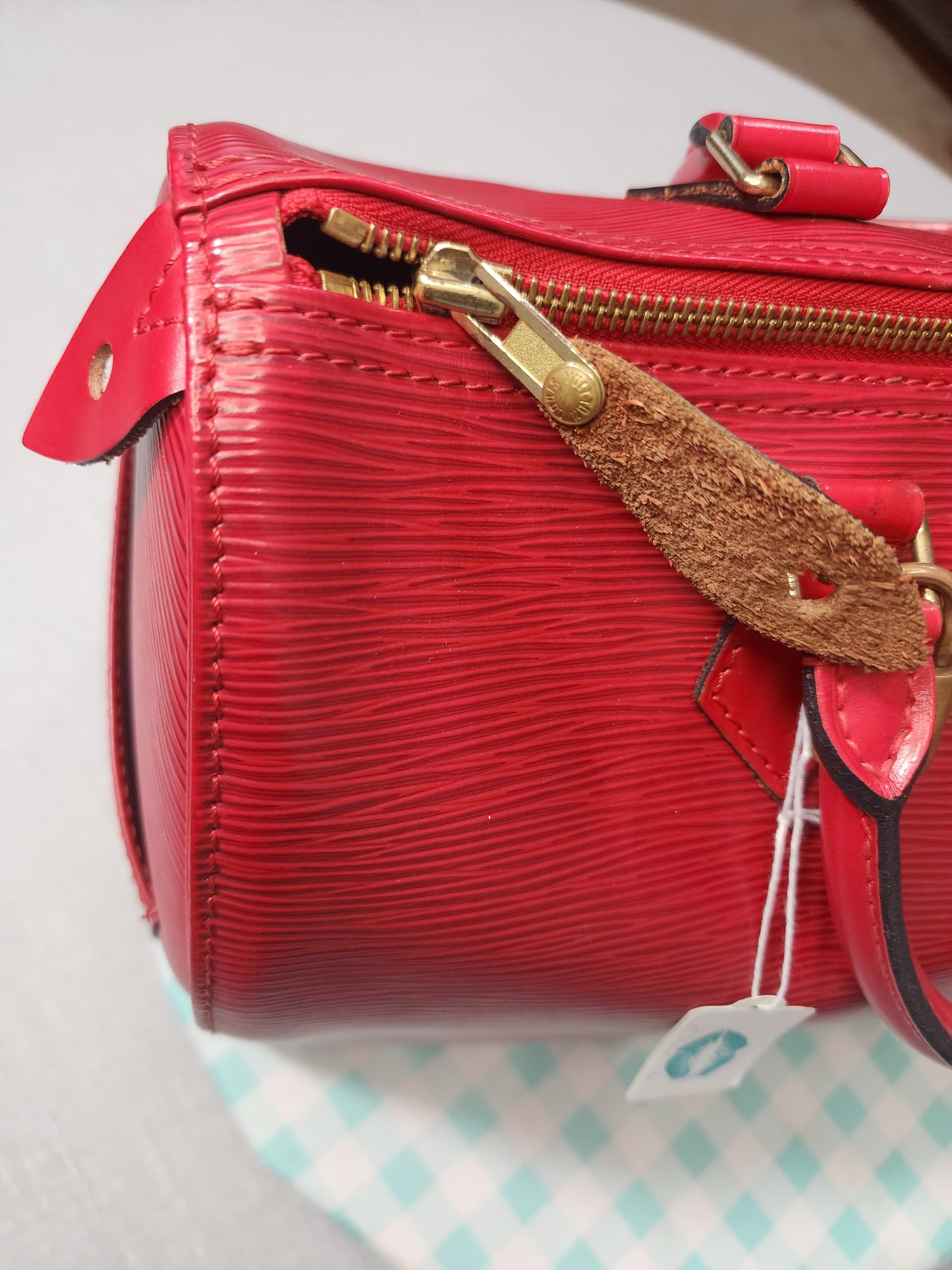 Louis Vuitton Speedy 35 Red Epi