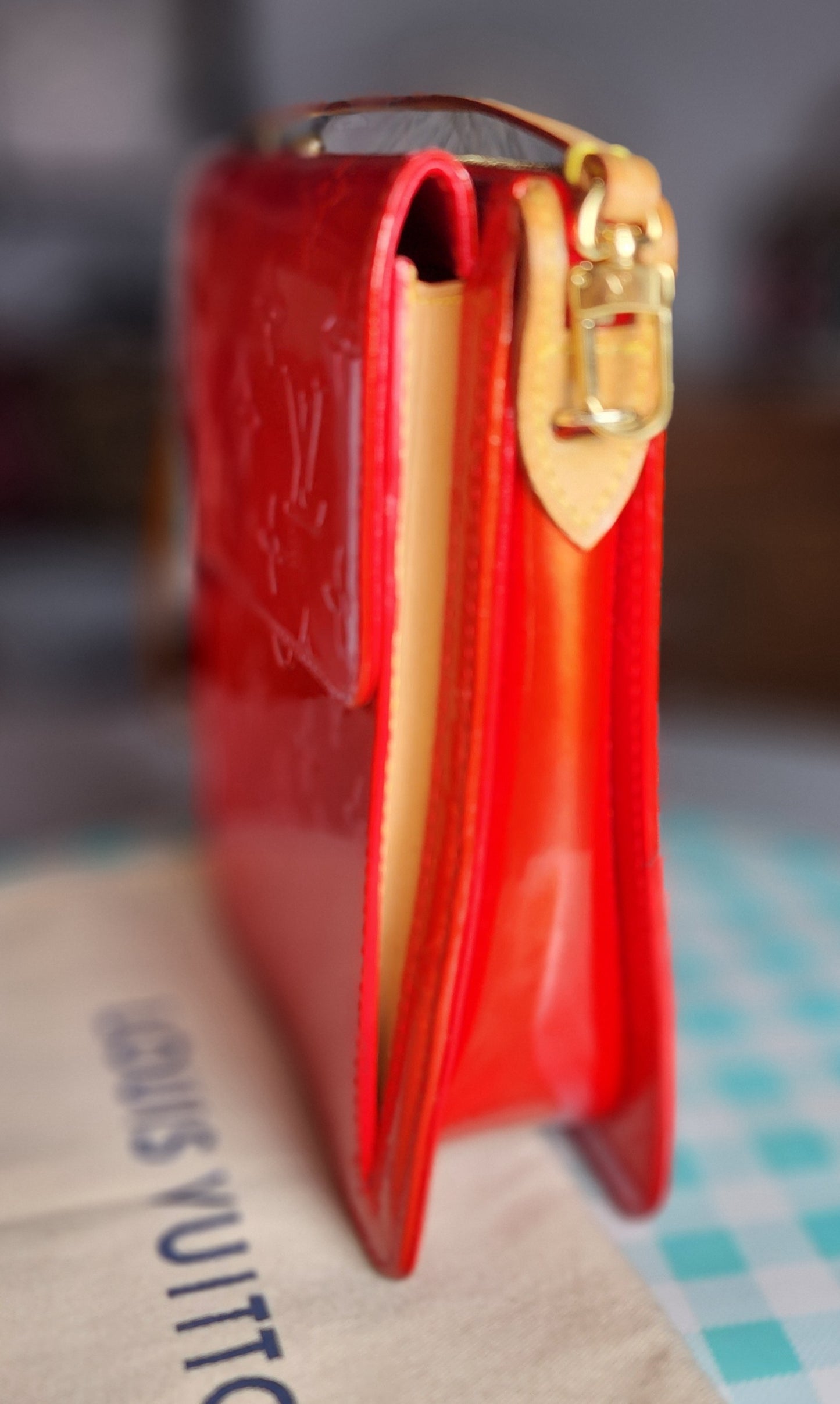 Louis Vuitton Mott Vernis Red