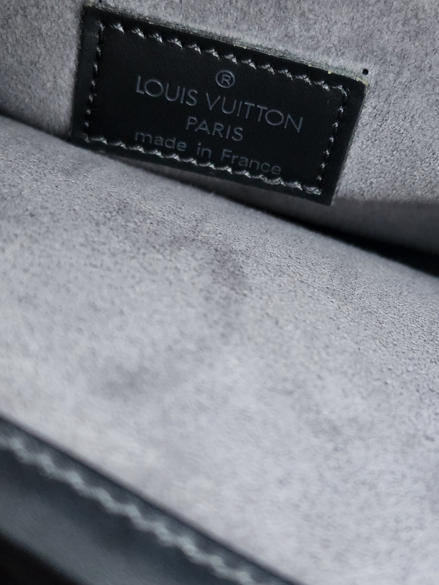 Louis Vuitton Ombre Bag Epi Leather Black
