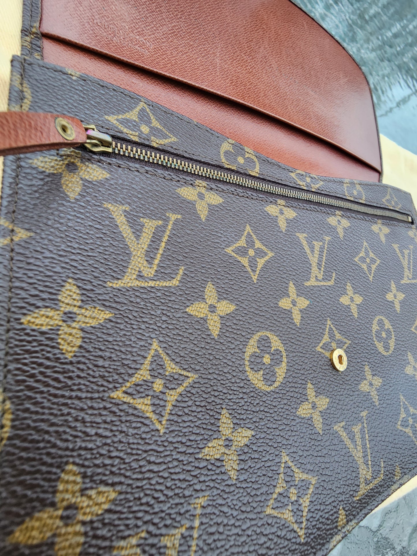 Louis Vuitton Rabat 23 Monogram Clutch