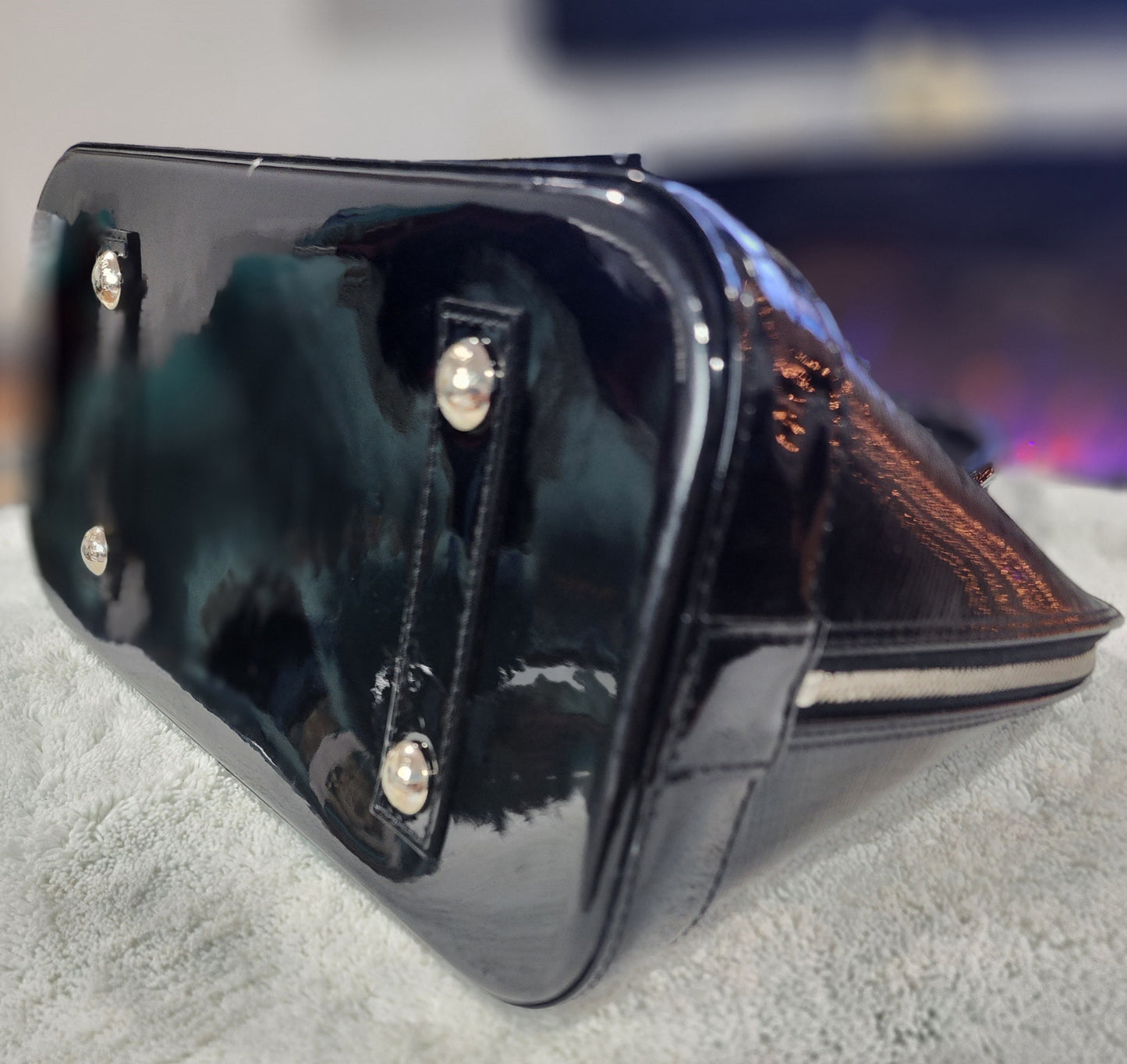Louis Vuitton Epi Black Alma PM