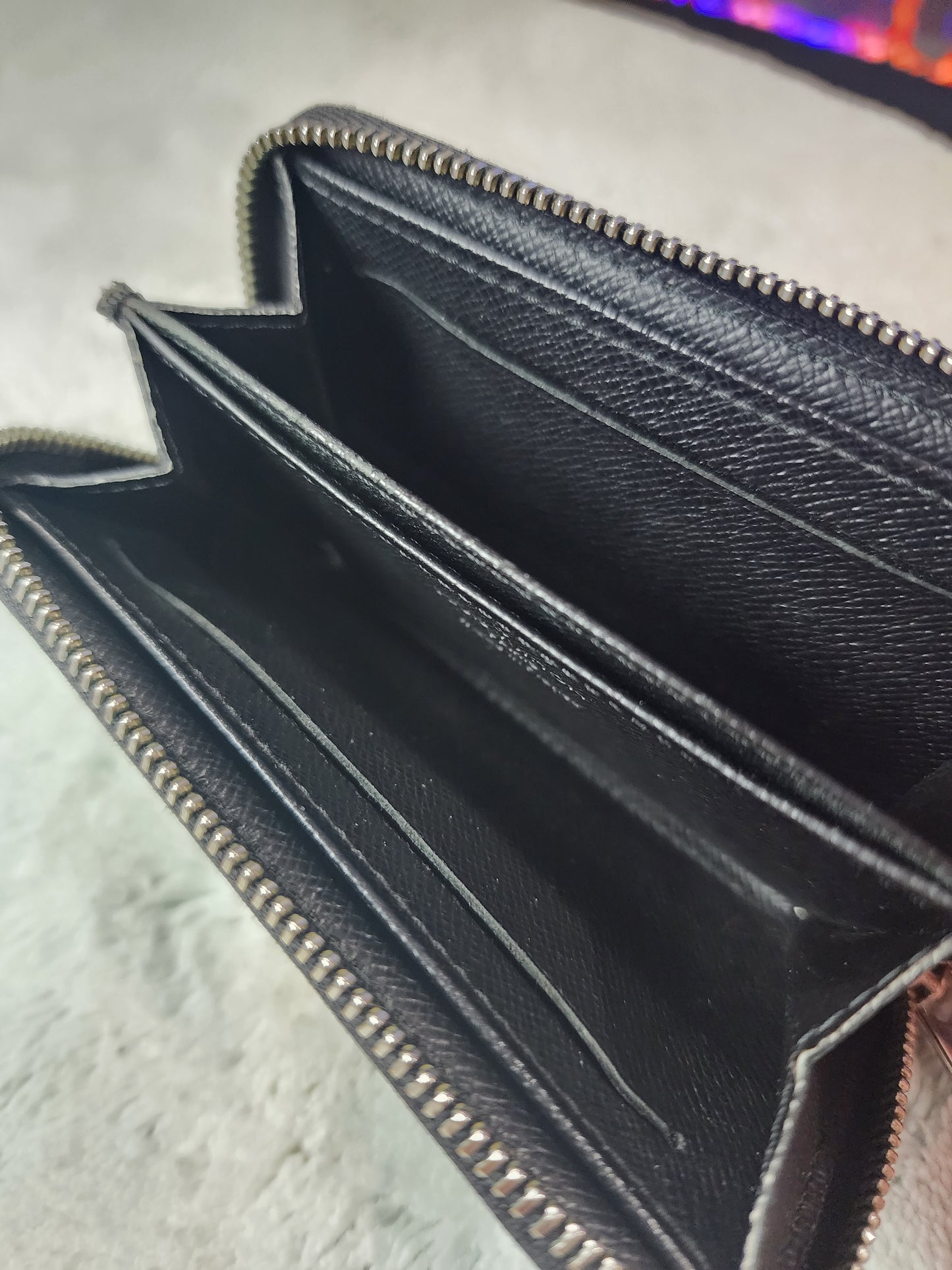Louis Vuitton Damier Graphite Zippy Coin Wallet