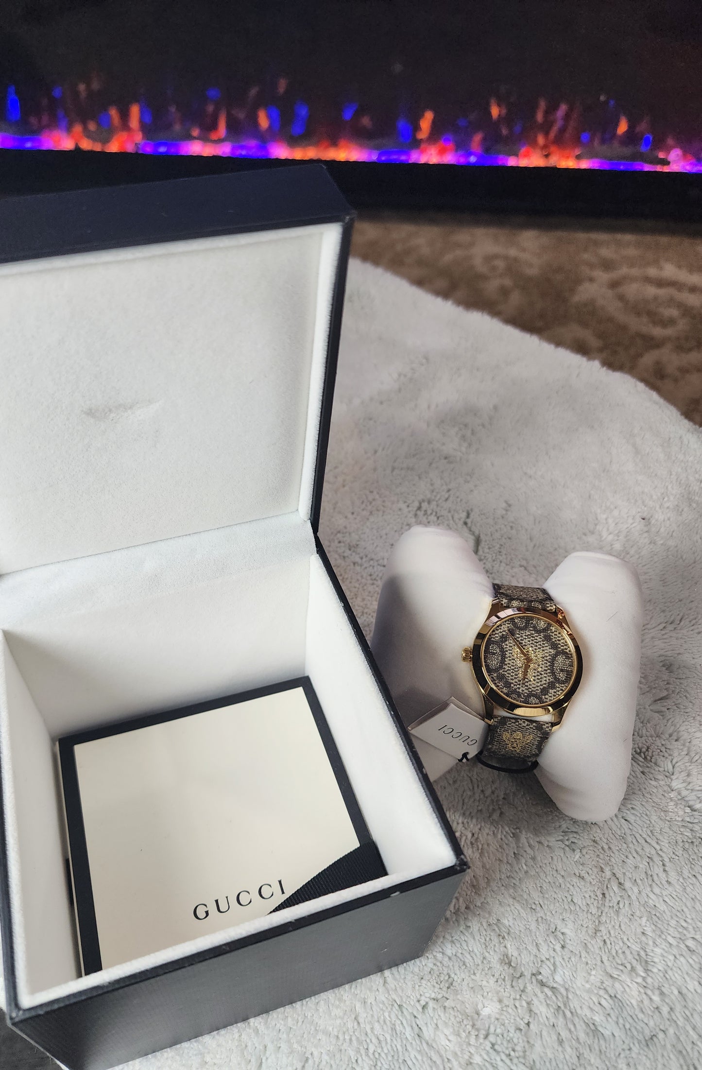 Gucci G-Timeless GG Bee Watch