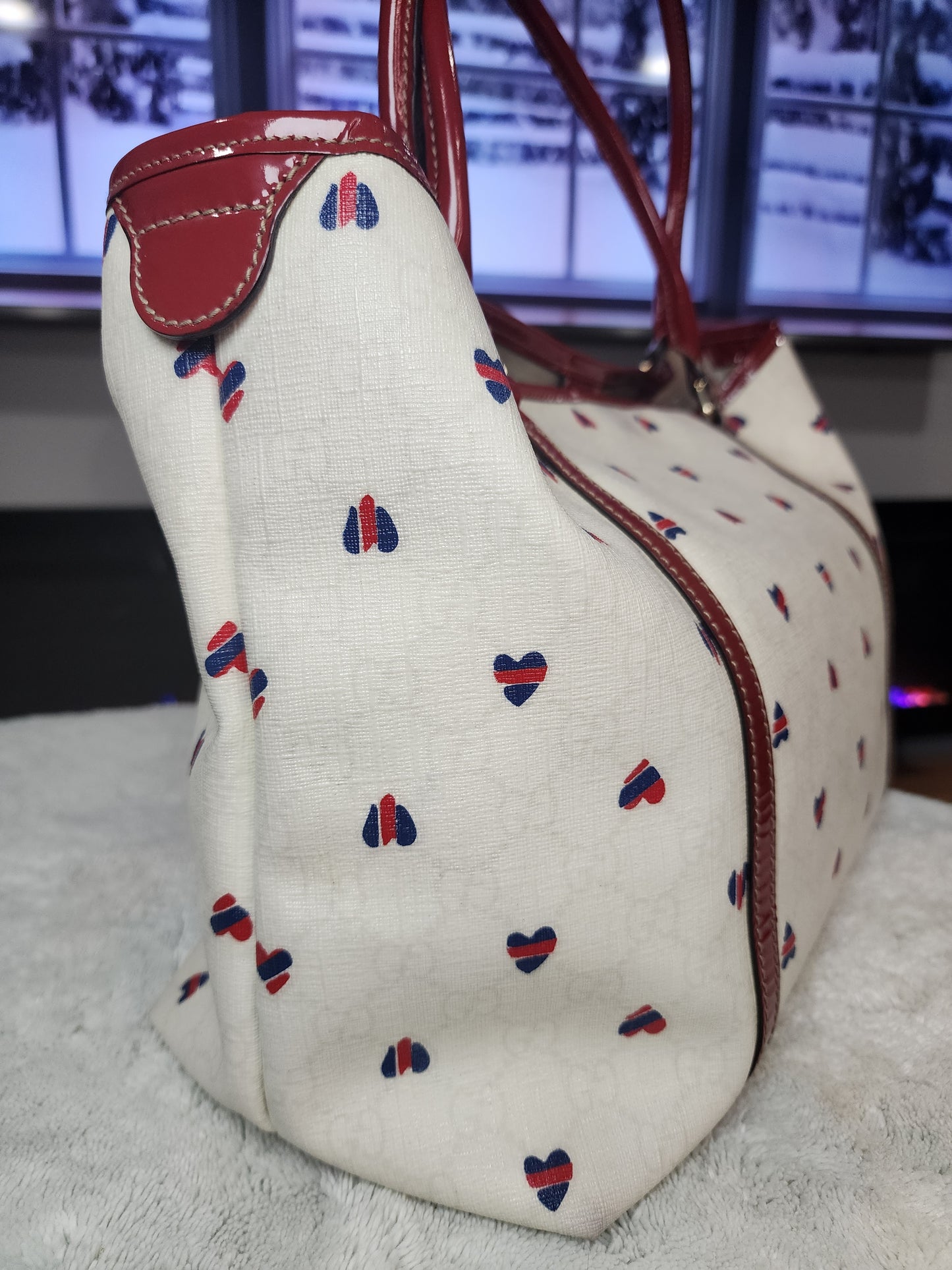 Gucci GG Supreme Valentine's Day Joy Tote Bag (Limited Edition)