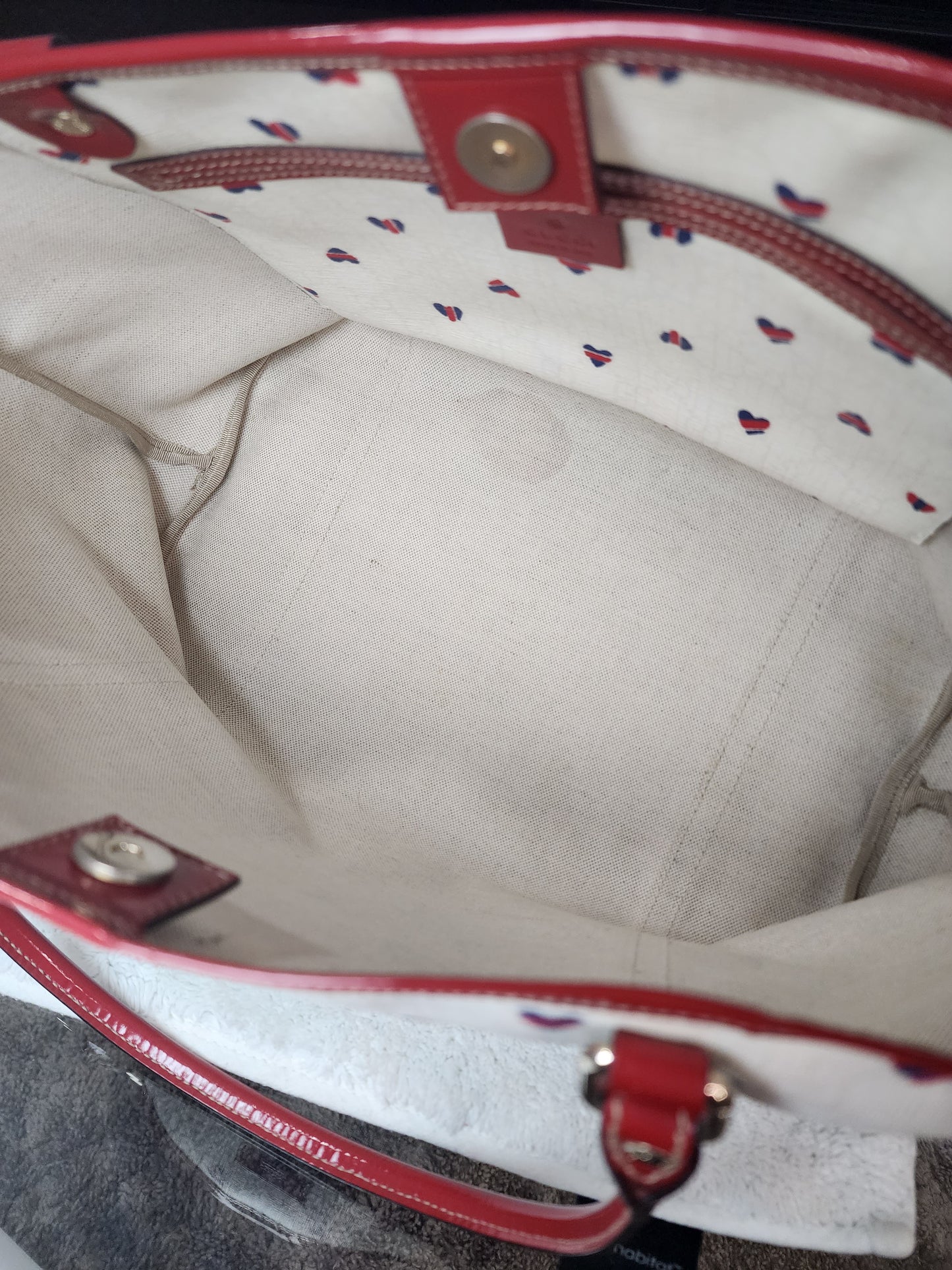 Gucci GG Supreme Valentine's Day Joy Tote Bag (Limited Edition)